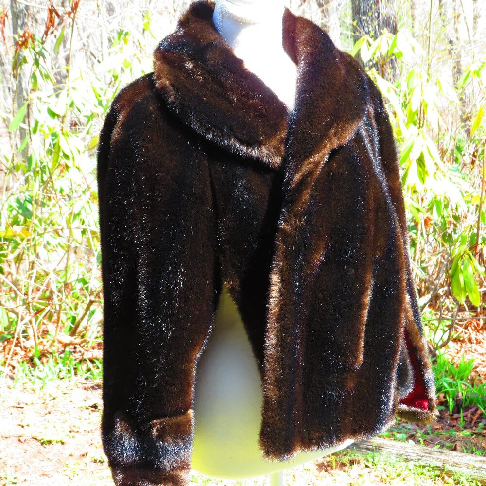 ✨ VINTAGE LUXE FAUX FUR STOLE ✨ Fisher's Lincoln Park | Cruelty-Free Glam
